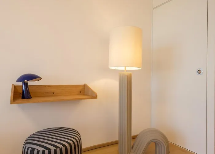 Dachgeschoss Mit Terrasse Am Karlsplatz Apartment *
