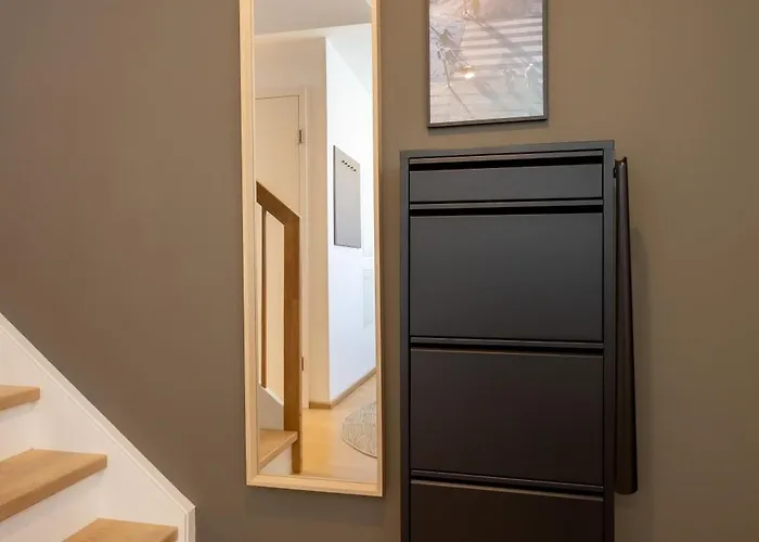 Apartment Dachgeschoss Mit Terrasse Am Karlsplatz *