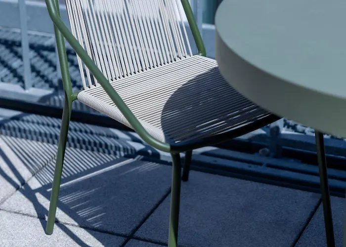 Apartment Dachgeschoss Mit Terrasse Am Karlsplatz Wien